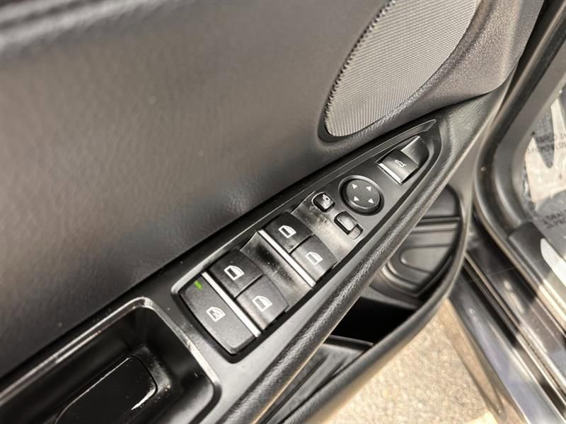 Used 2017 BMW X6 xDrive35i image 12