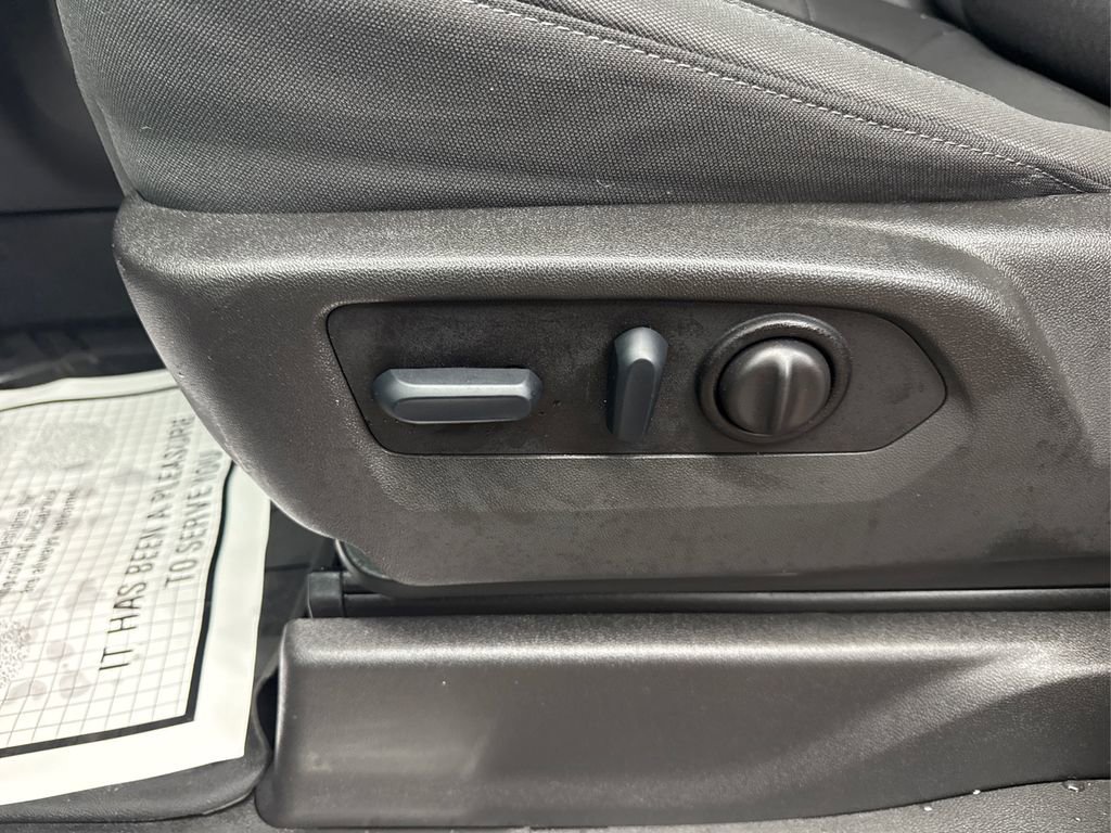 Used 2022 Chevrolet Silverado 1500 RST image 40