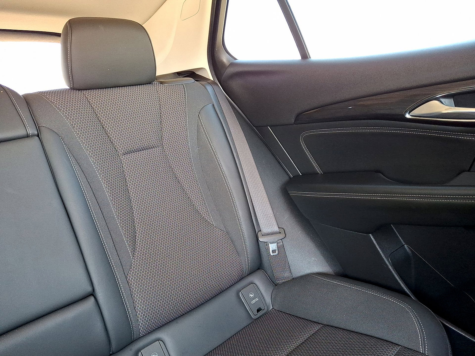 Used 2022 Buick Envision Preferred FWD image 14