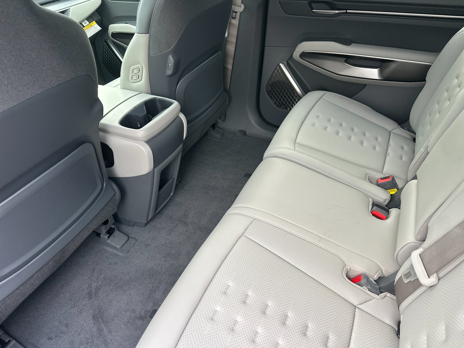 New 2026 Kia EV9 Wind AWD/4WD image 12