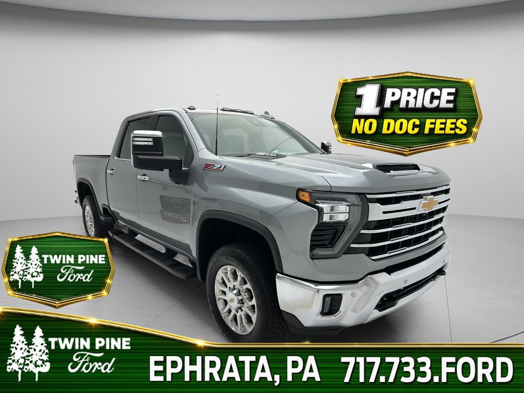 Used 2025 Chevrolet Silverado 2500 LTZ w/ LTZ Plus Package AWD/4WD image 1