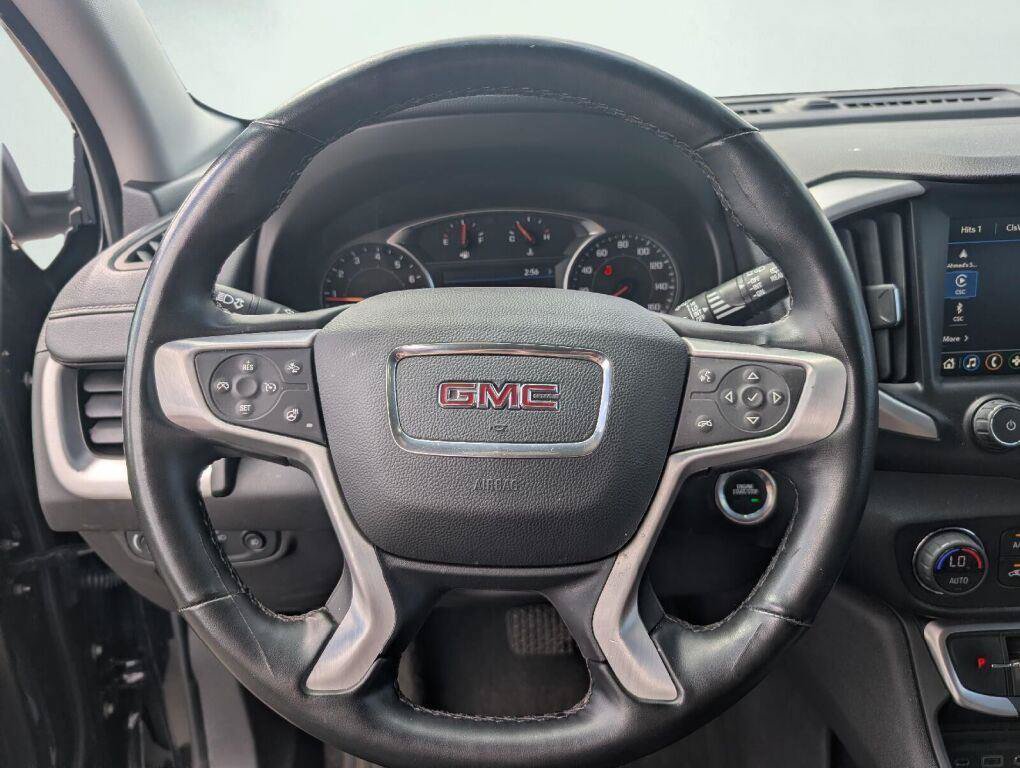Used 2024 GMC Terrain SLT AWD/4WD image 26