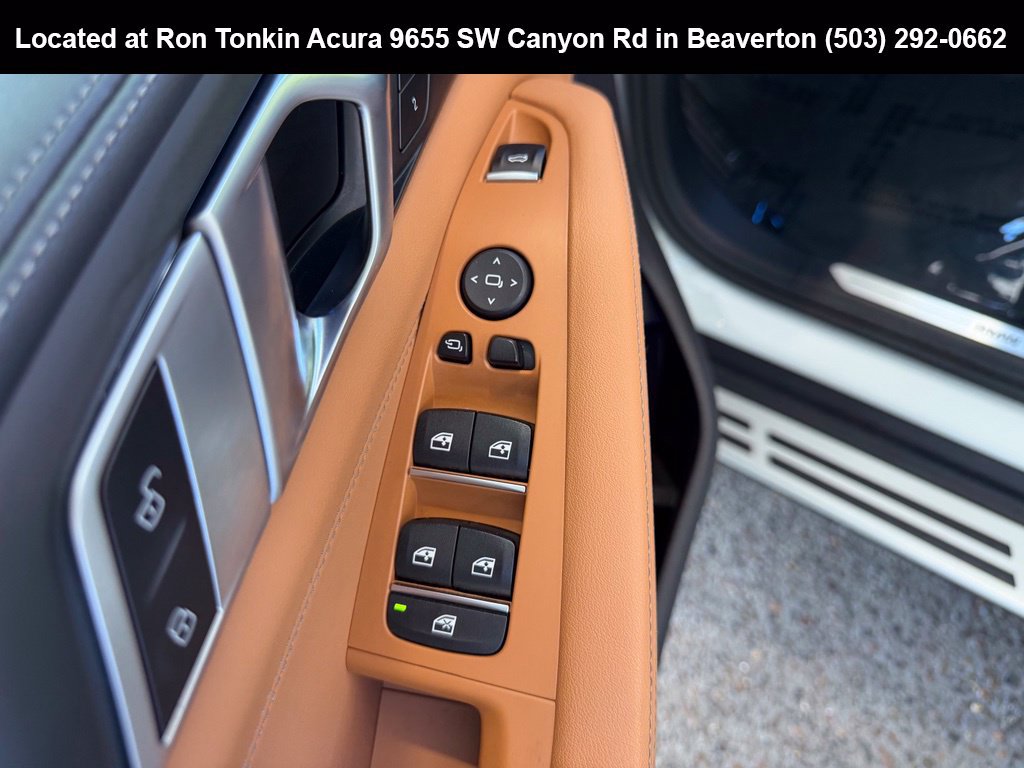 Used 2025 BMW X5 xDrive40i w/ Climate Comfort Package AWD/4WD image 14