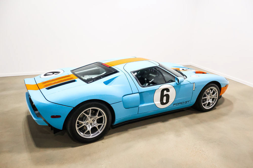 Used 2006 Ford GT RWD image 66