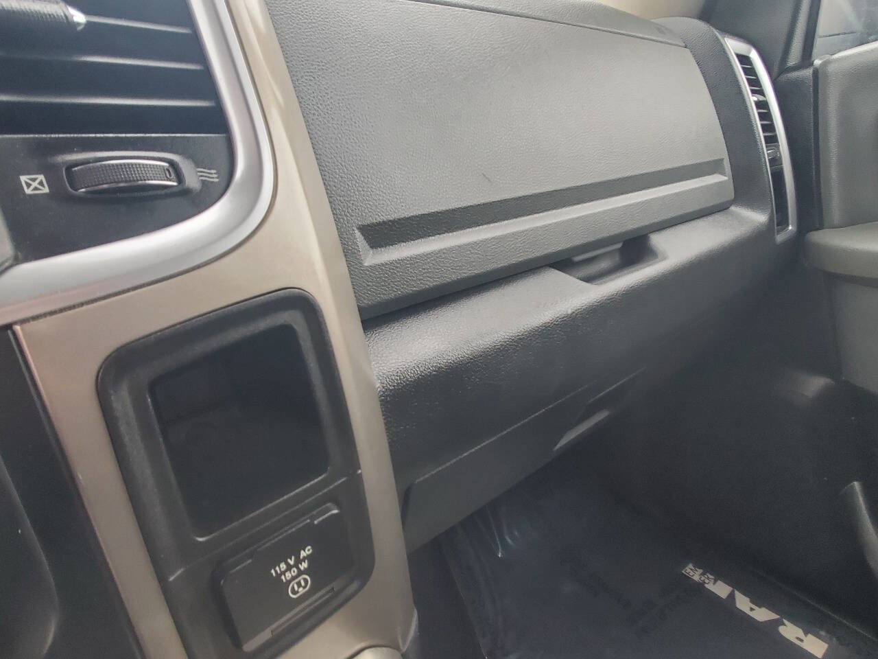 Used 2014 RAM 1500 Big Horn image 22