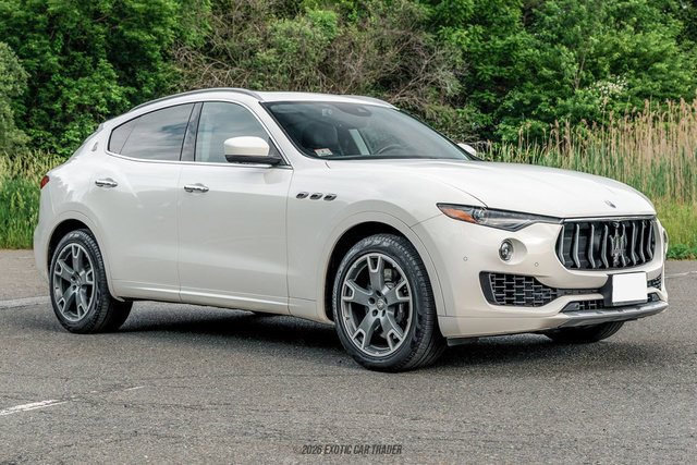 Used 2017 Maserati Levante S AWD/4WD image 12