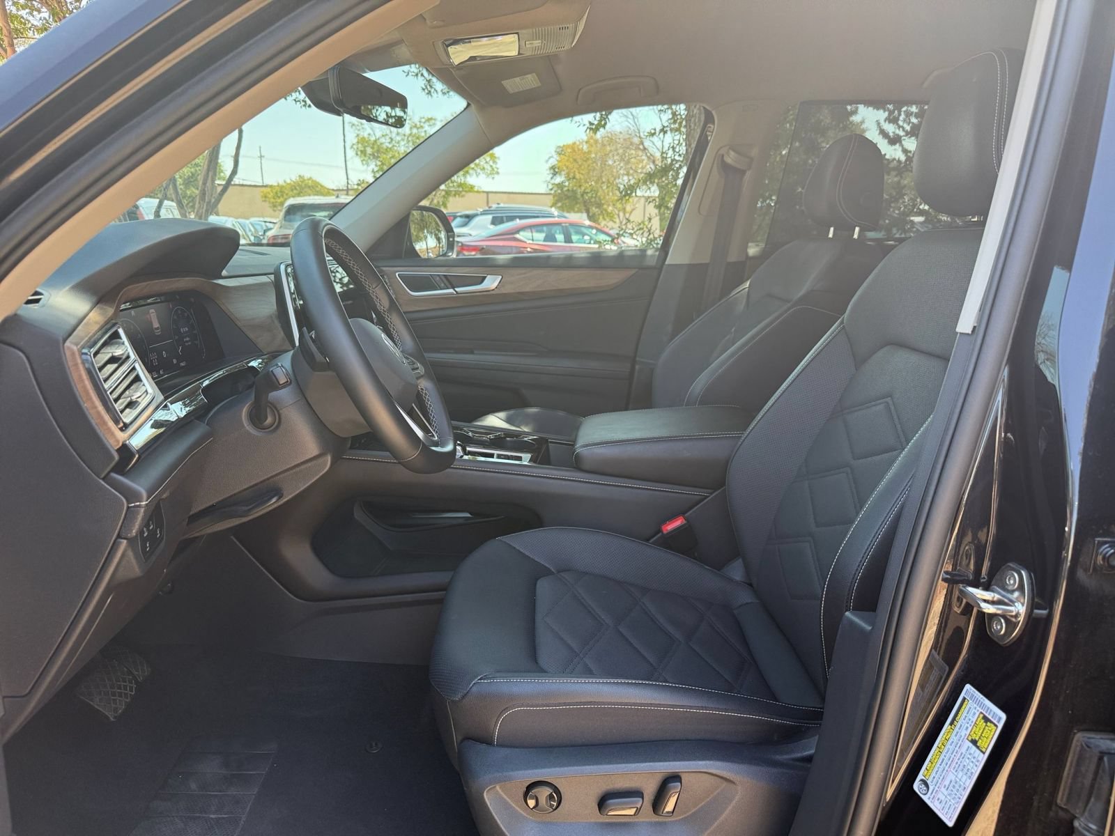 Used 2026 Volkswagen Atlas SE AWD/4WD image 29