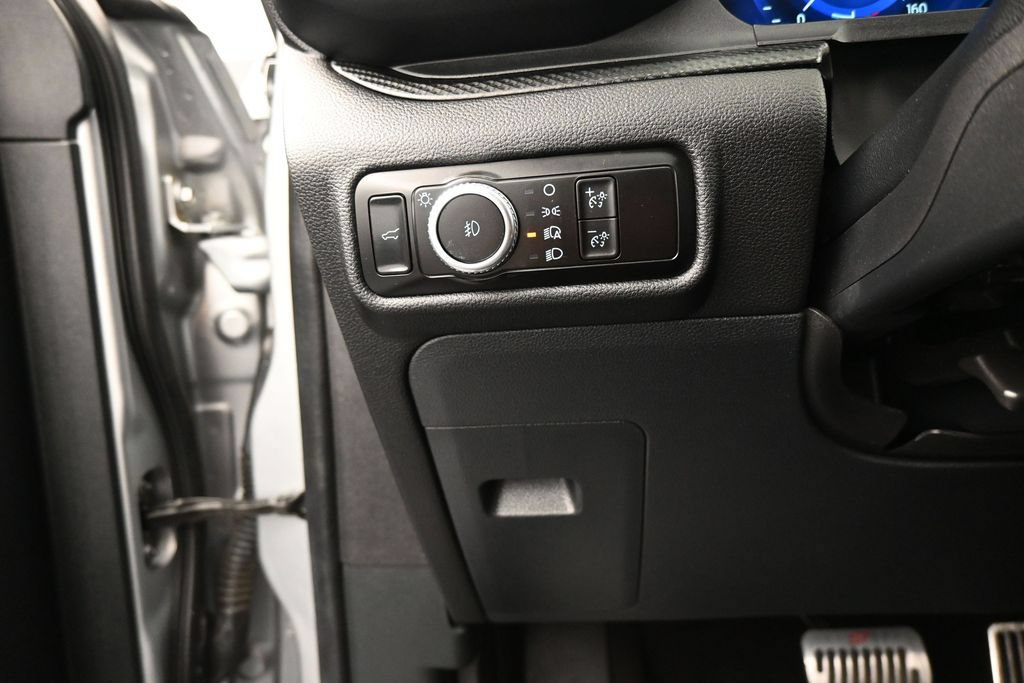 Used 2023 Ford Explorer ST AWD/4WD image 34