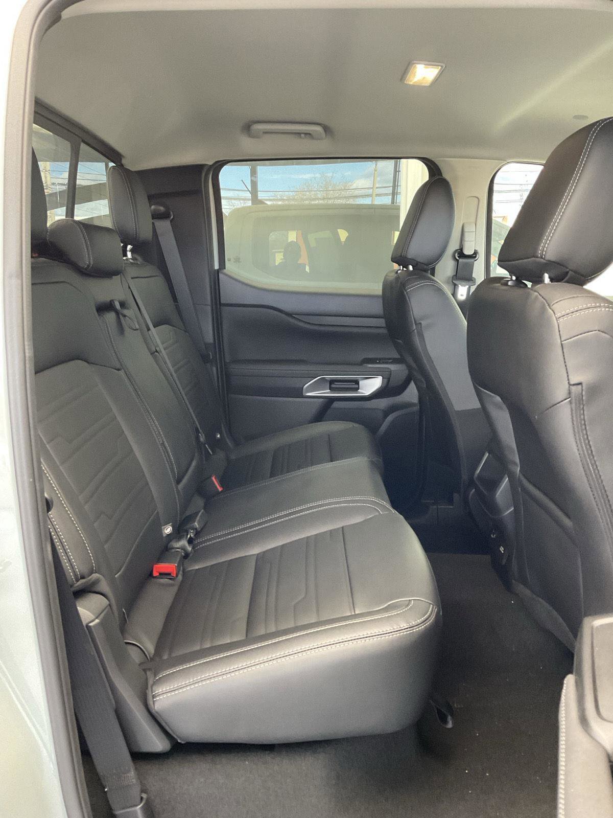 New 2024 Ford Ranger Lariat w/ Trailer Tow Package image 16