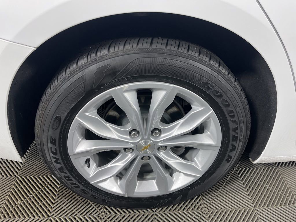 Used 2024 Chevrolet Malibu LT image 13