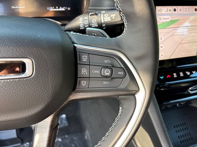 New 2027 Jeep Grand Cherokee Altitude AWD/4WD image 21