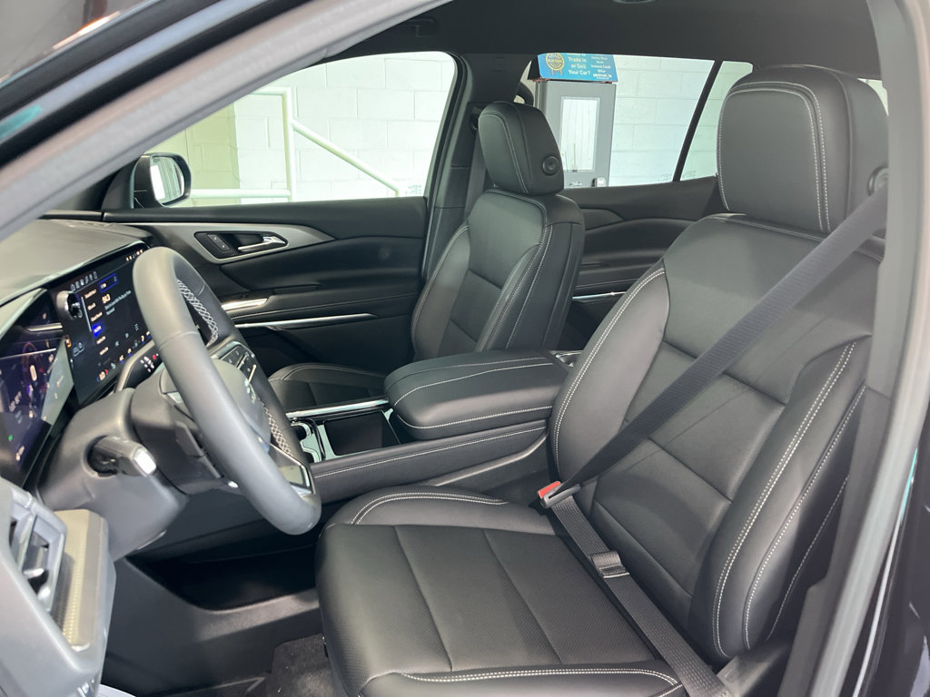 New 2026 Chevrolet Traverse LT FWD image 13