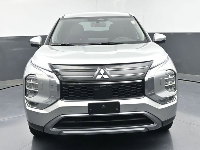Used 2025 Mitsubishi Outlander SE AWD/4WD image 41