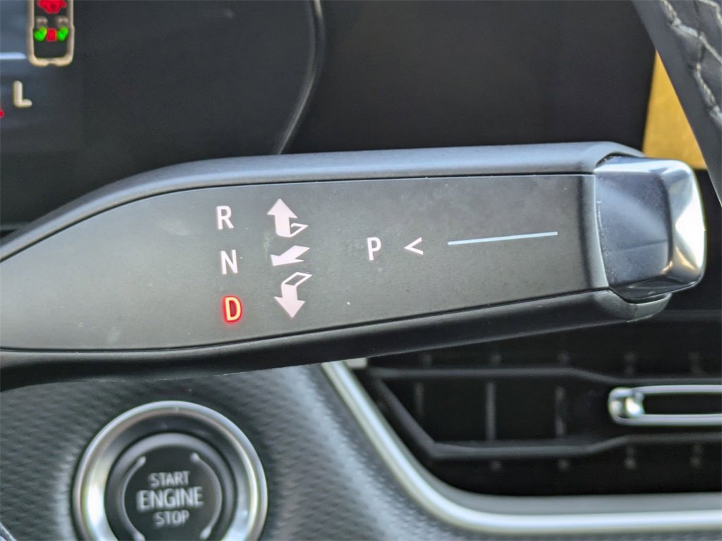 Used 2025 Chevrolet Equinox LT image 19