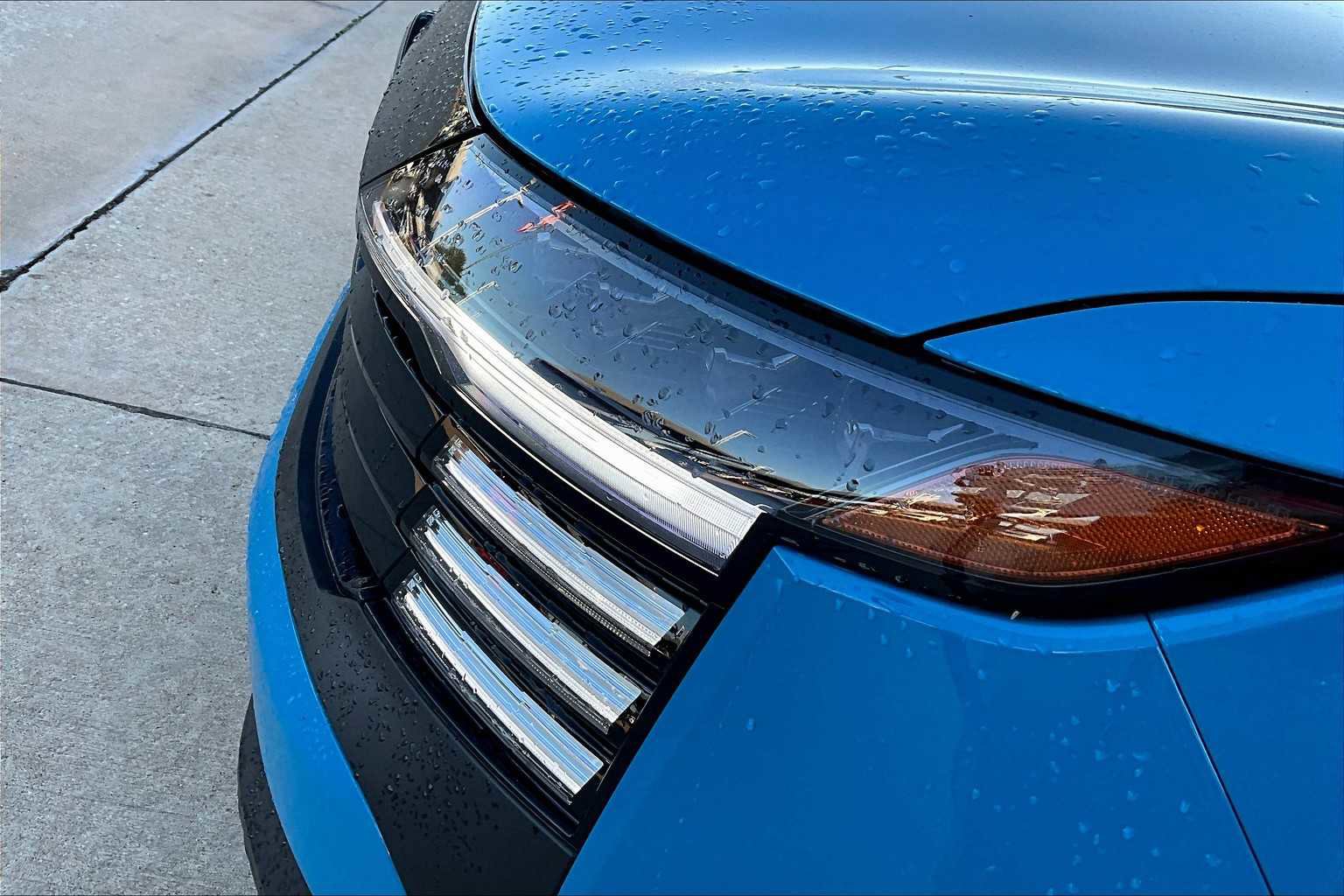 New 2025 Nissan Kicks SR w/ Illumination Package image 13