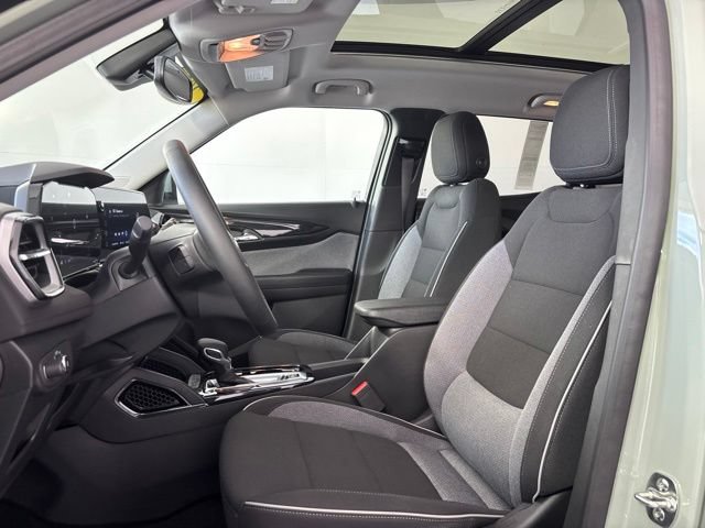 New 2026 Chevrolet TrailBlazer LT w/ Convenience Package AWD/4WD image 25