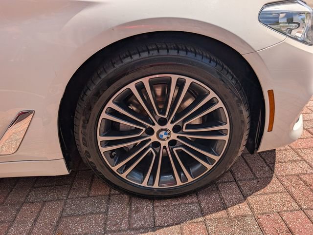 Used 2019 BMW 530i xDrive w/ Convenience Package AWD/4WD image 21