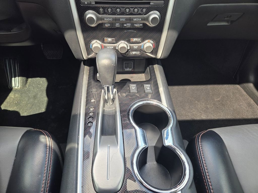 Used 2020 Nissan Pathfinder SL FWD image 16