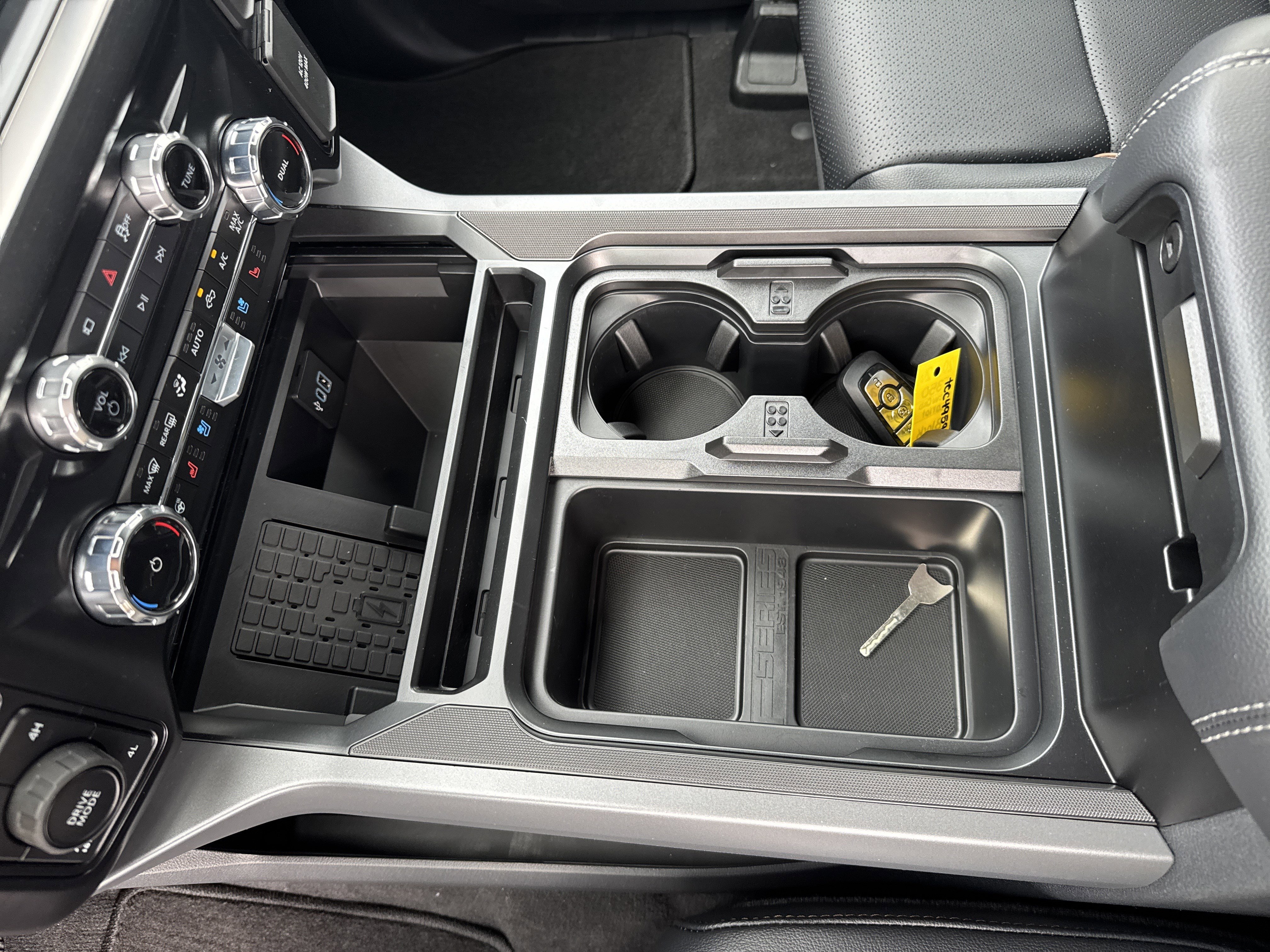 New 2026 Ford F350 Lariat image 52