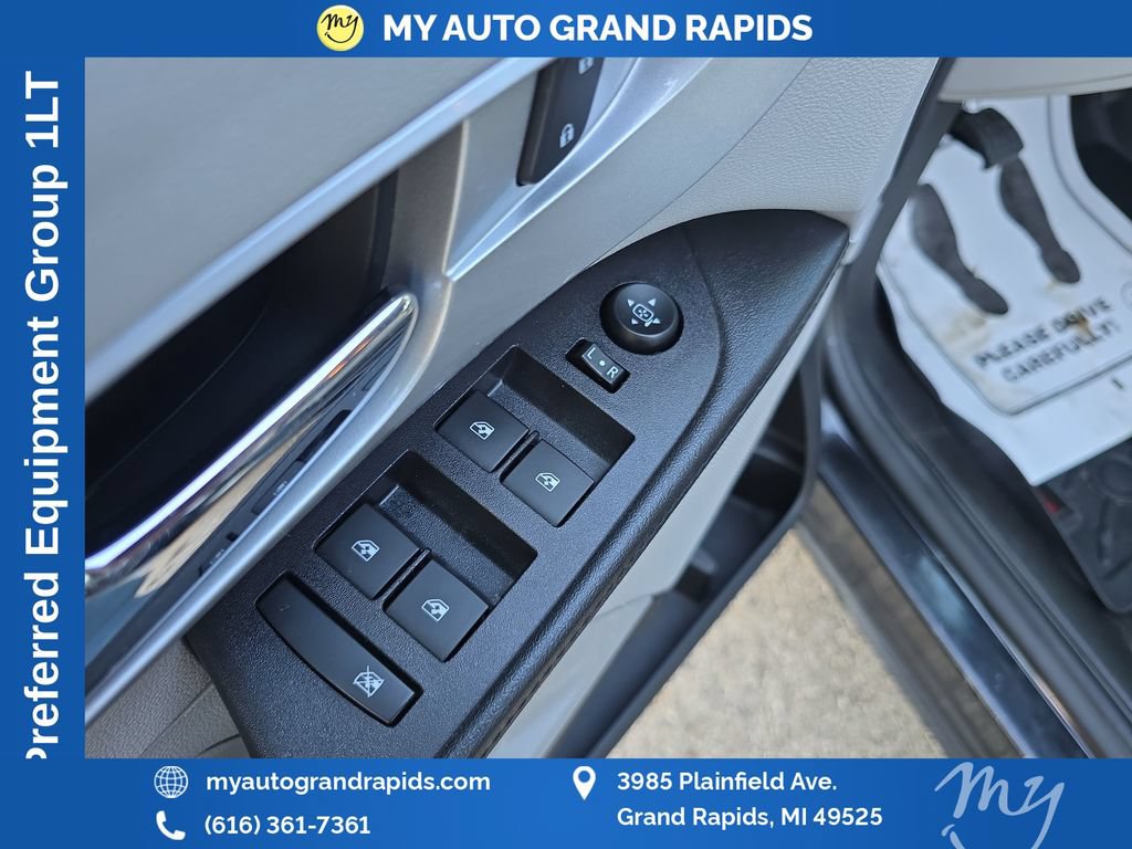 Used 2017 Chevrolet Equinox LT w/ Convenience Package AWD/4WD image 11