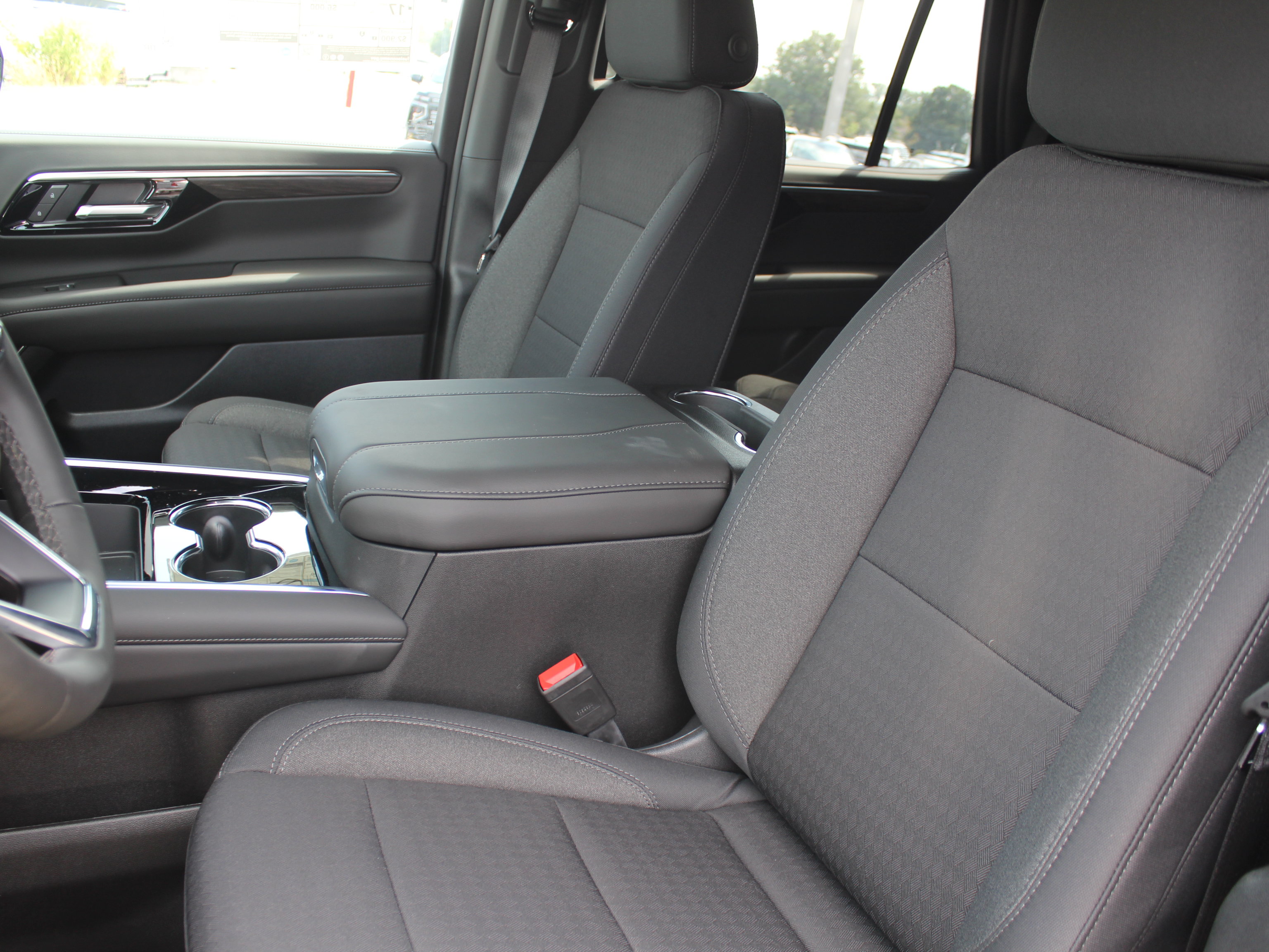 New 2026 Chevrolet Tahoe LS w/ LPO, Dark Essentials Package AWD/4WD image 11