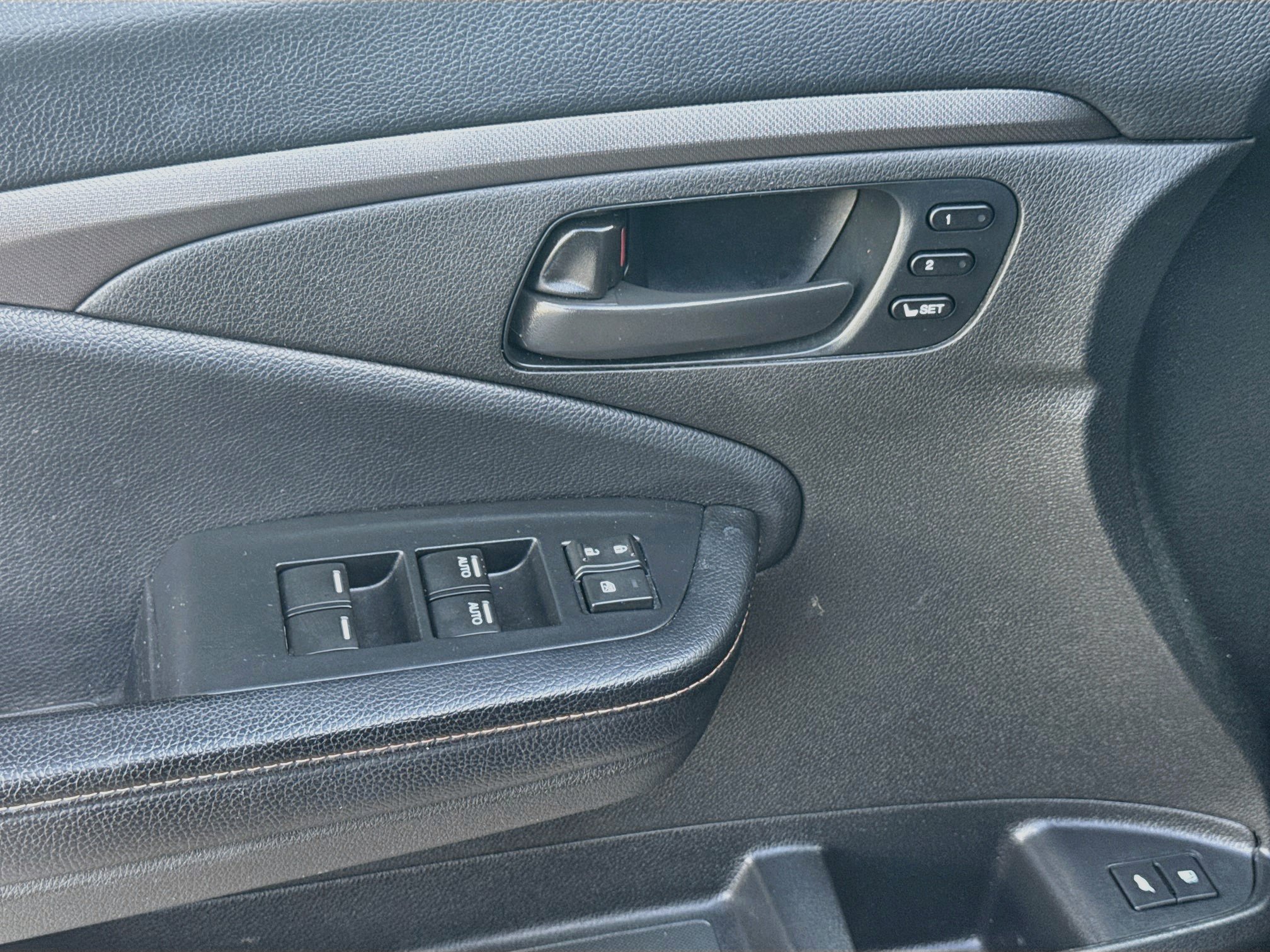 Certified 2022 Honda Pilot TrailSport image 17