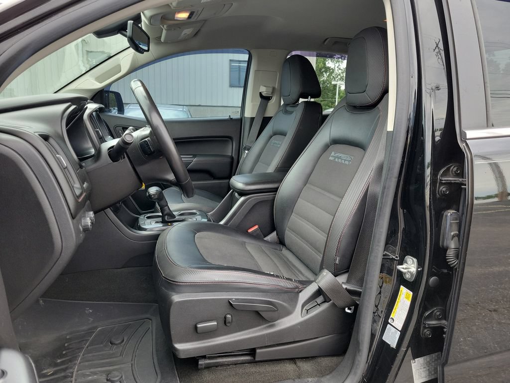 Used 2016 GMC Canyon SLE w/ All Terrain Package AWD/4WD image 20