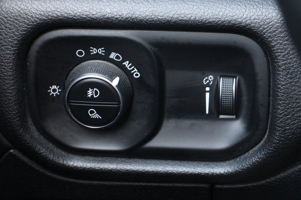 Used 2021 RAM 1500 Big Horn AWD/4WD image 18