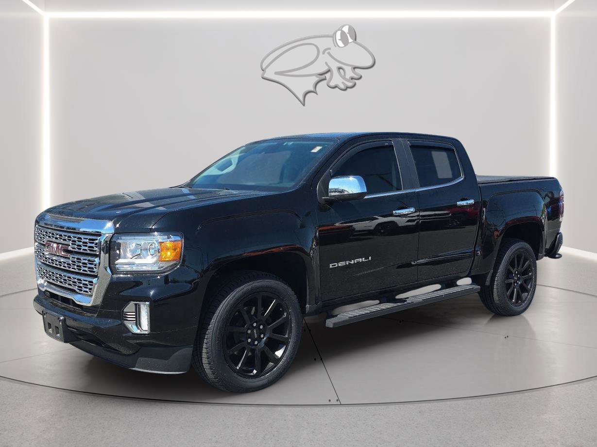 Used 2022 GMC Canyon Denali w/ Denali Black Edition Package AWD/4WD image 3