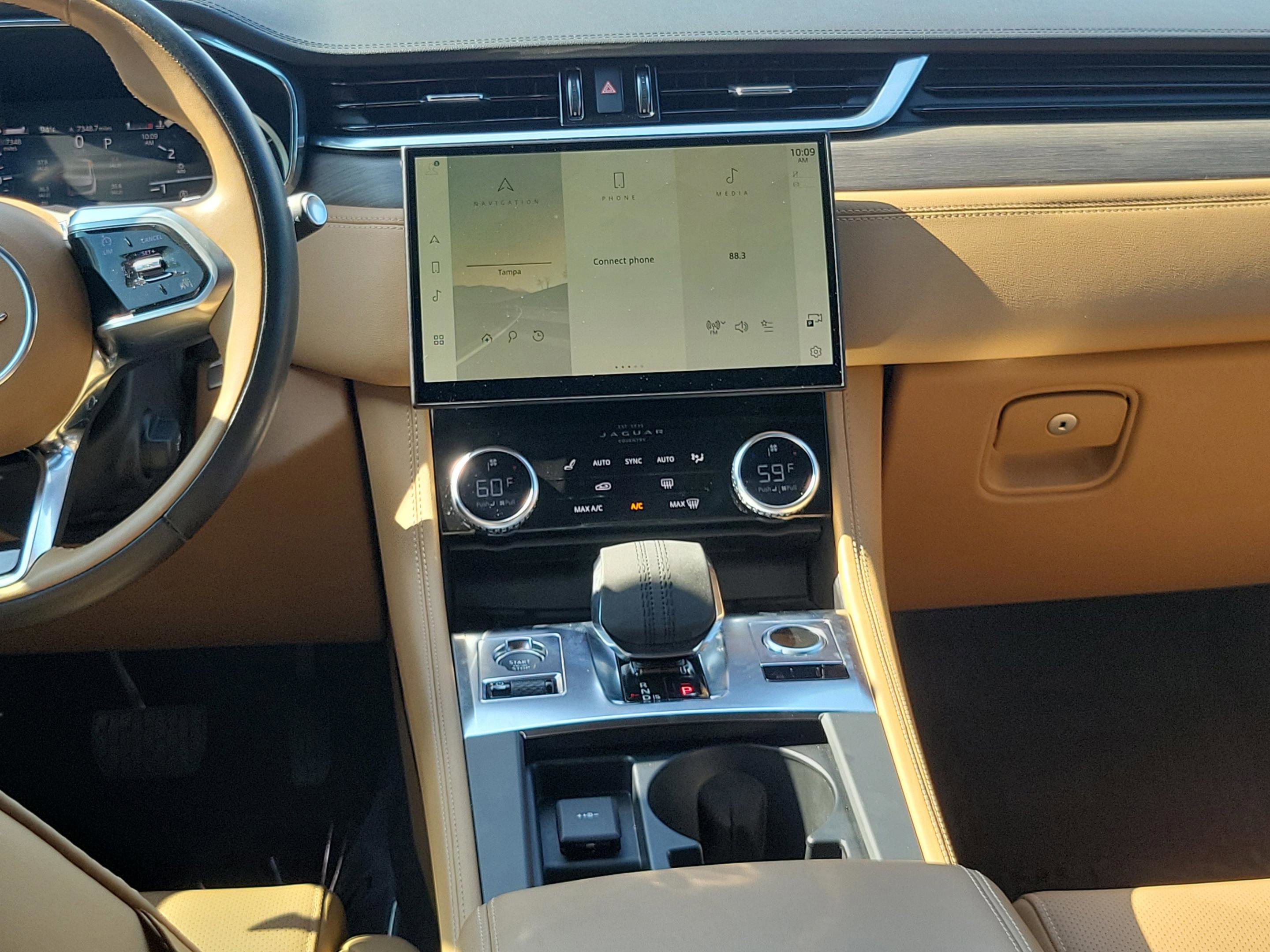 Used 2023 Jaguar F-PACE S AWD/4WD image 6