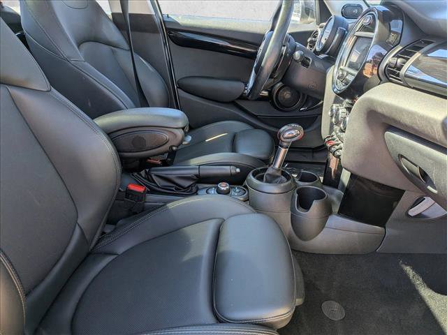 Used 2019 MINI Cooper S w/ Premium Package image 22
