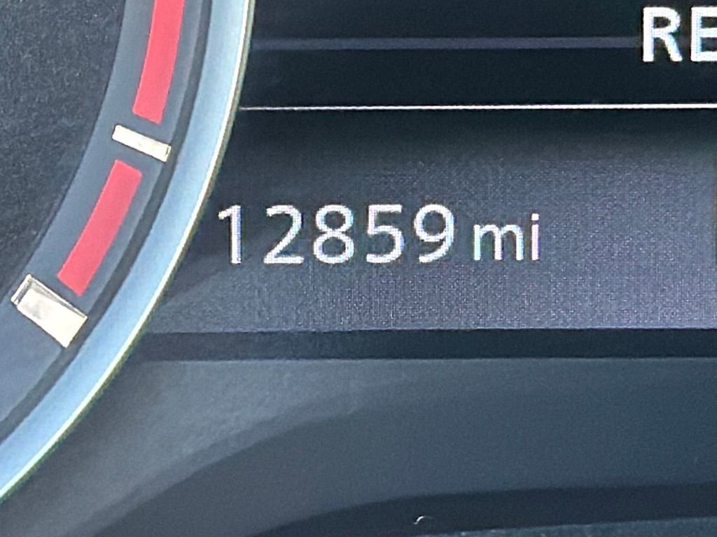 Certified 2024 Nissan Titan SV w/ SV Convenience Package image 25