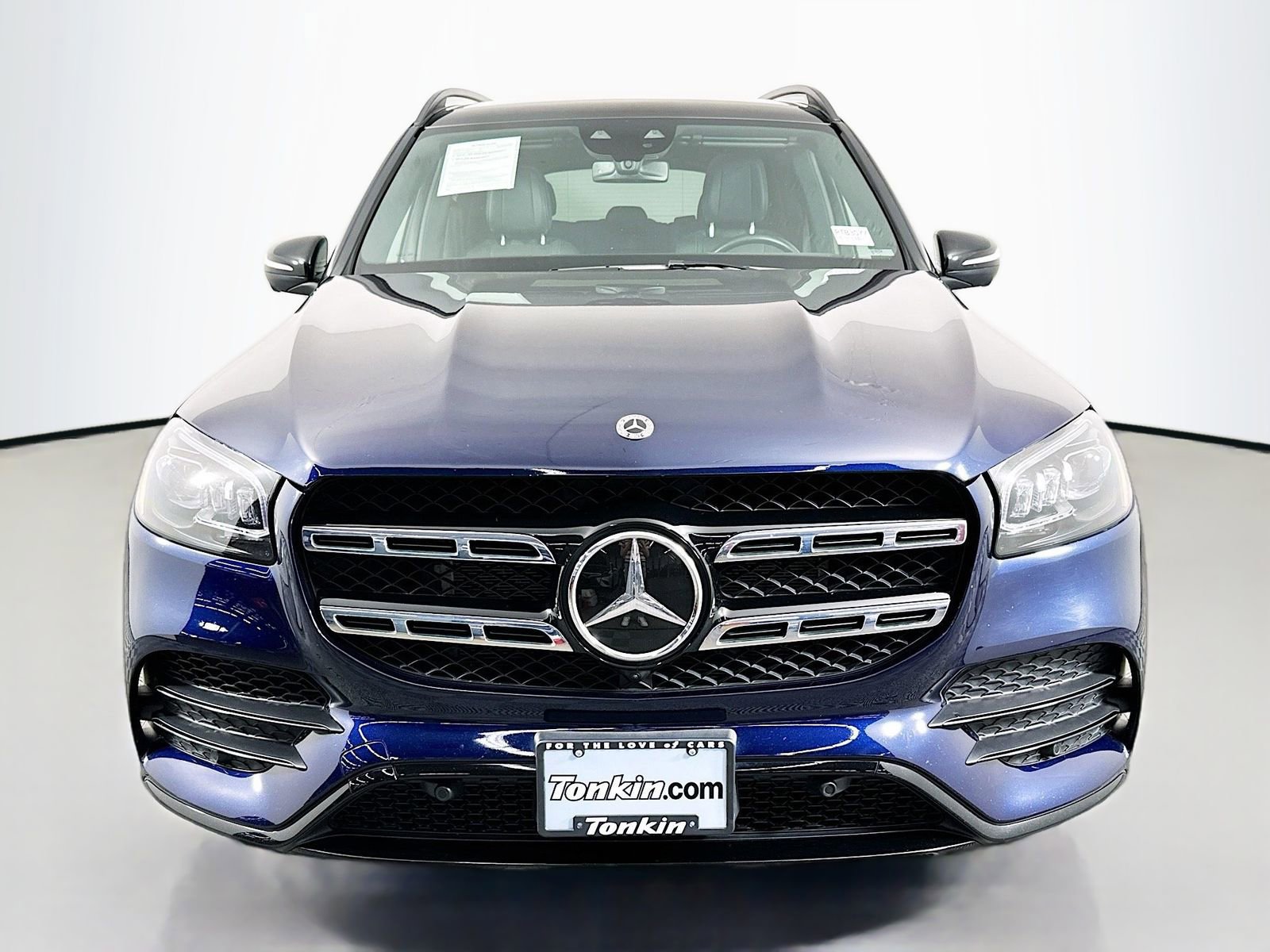 Used 2022 Mercedes-Benz GLS 450 4MATIC image 2