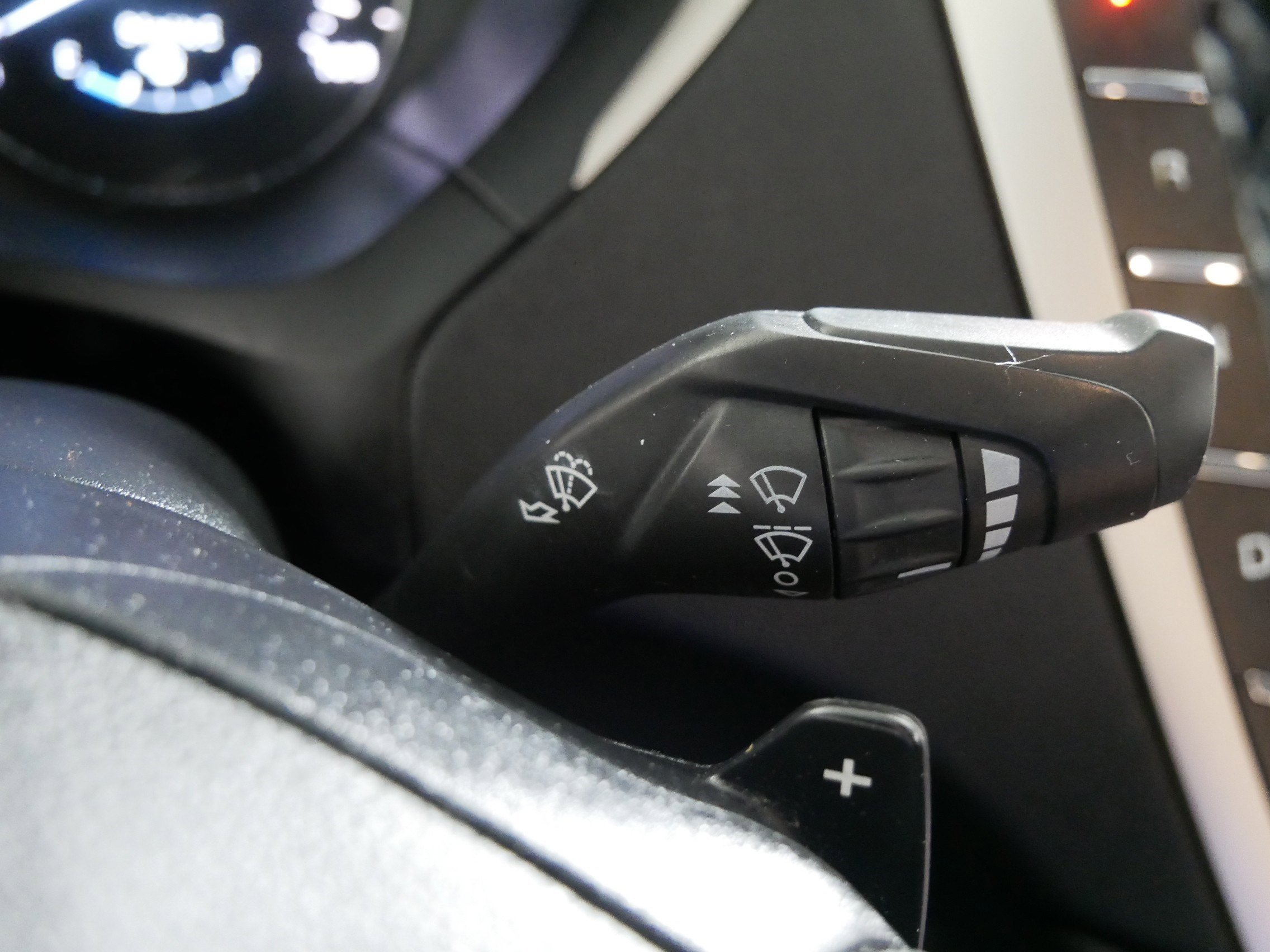 Used 2015 Lincoln MKZ w/ Equipment Group 101A Select image 32