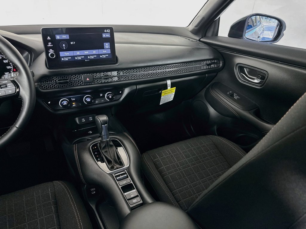 Certified 2026 Honda HR-V Sport image 22