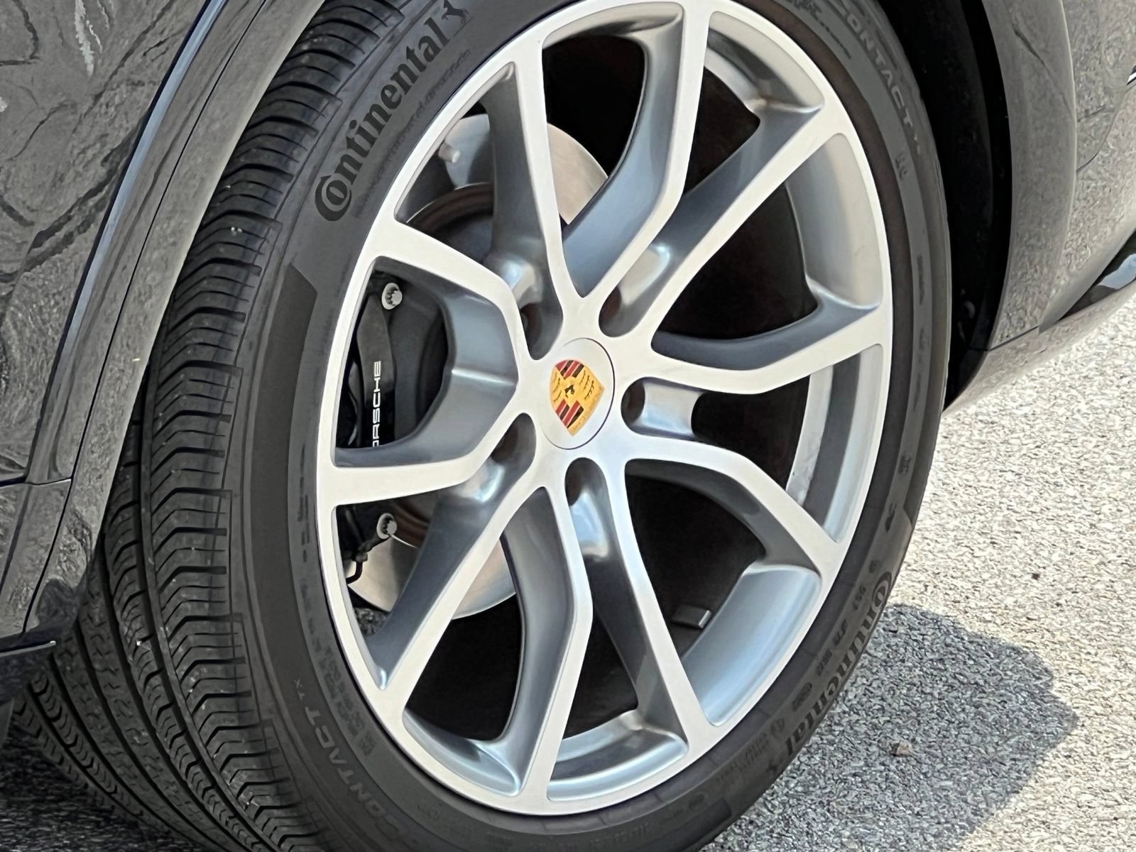 Certified 2021 Porsche Cayenne GTS AWD/4WD image 14