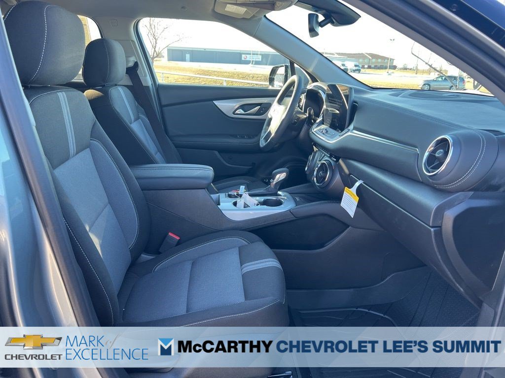 New 2026 Chevrolet Blazer LT w/ Convenience Package FWD image 16