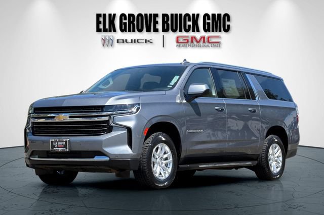 Used 2022 Chevrolet Suburban LT AWD/4WD image 8