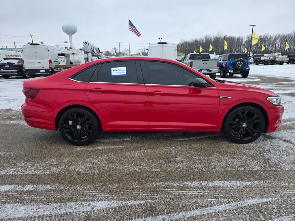 Used 2020 Volkswagen Jetta R-Line image 9