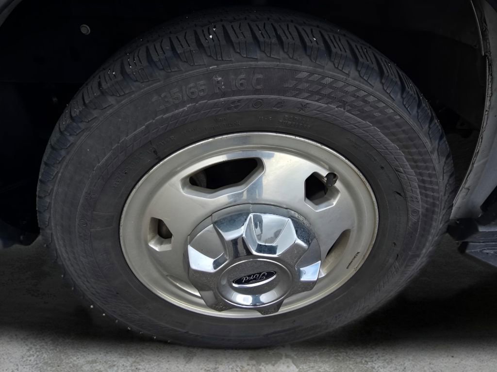 Used 2022 Ford Transit 350 XL AWD/4WD image 29