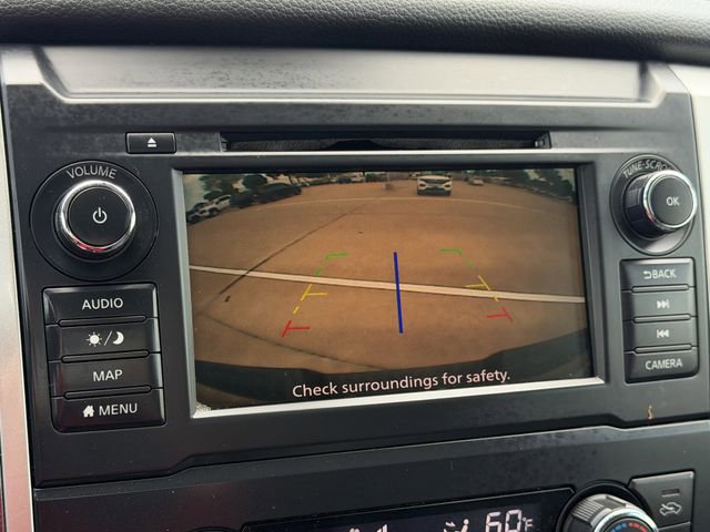 Used 2019 Nissan Titan SV w/ SV Convenience Package AWD/4WD image 18