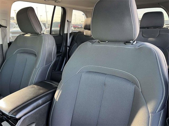 Used 2023 Jeep Grand Cherokee Laredo image 24