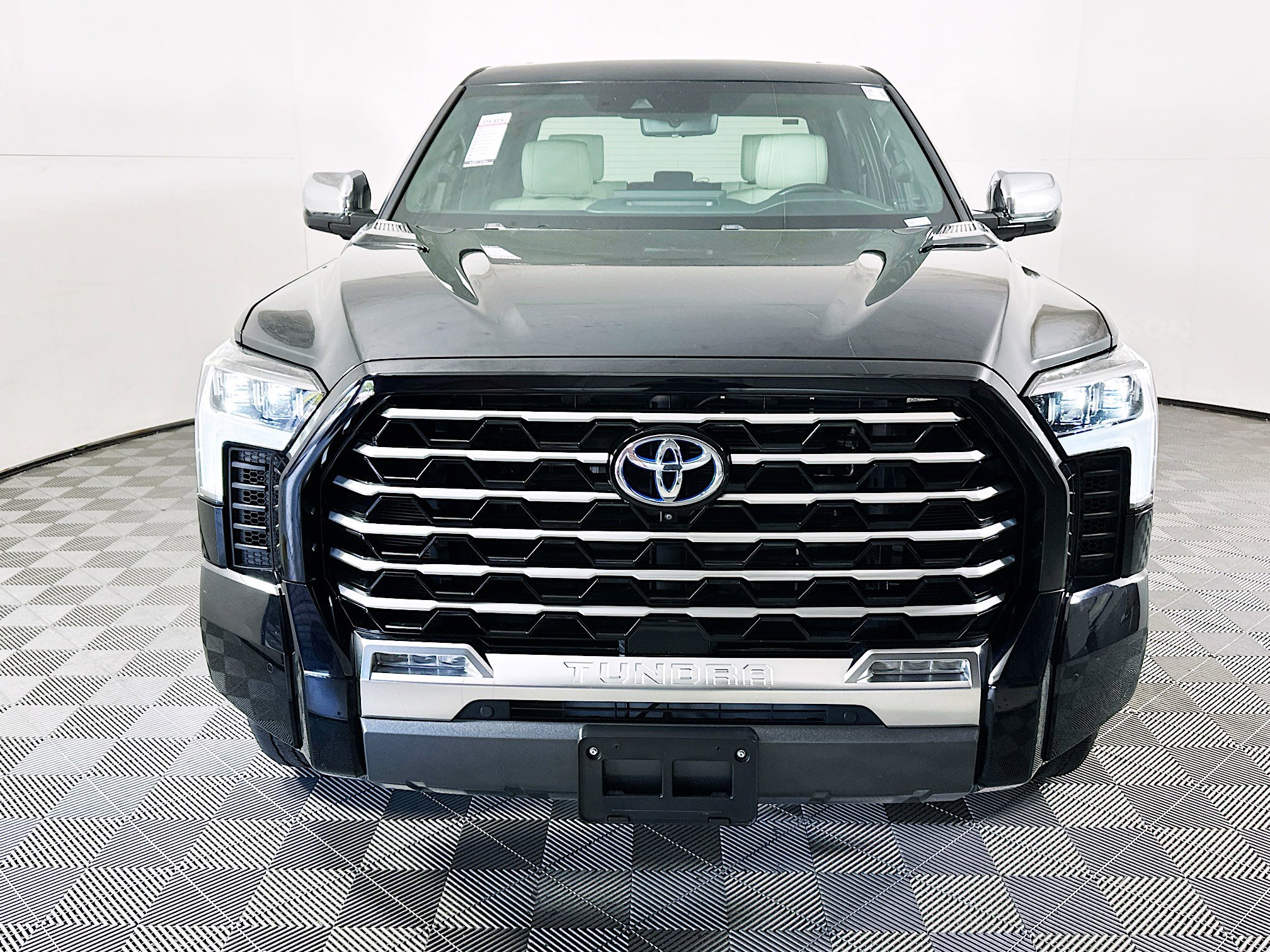 Used 2022 Toyota Tundra Capstone image 8