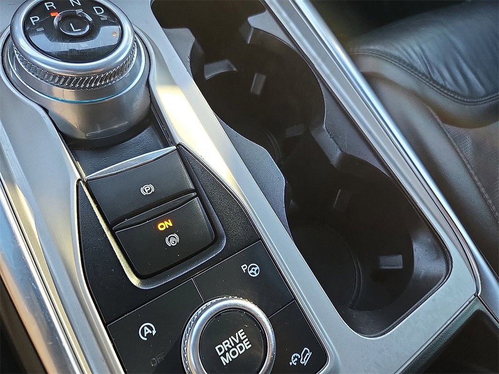 Used 2022 Ford Explorer Platinum w/ Equipment Group 601A image 8