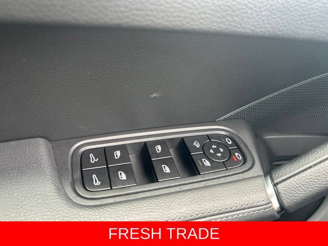 Used 2022 Porsche Cayenne Platinum Edition AWD/4WD image 19