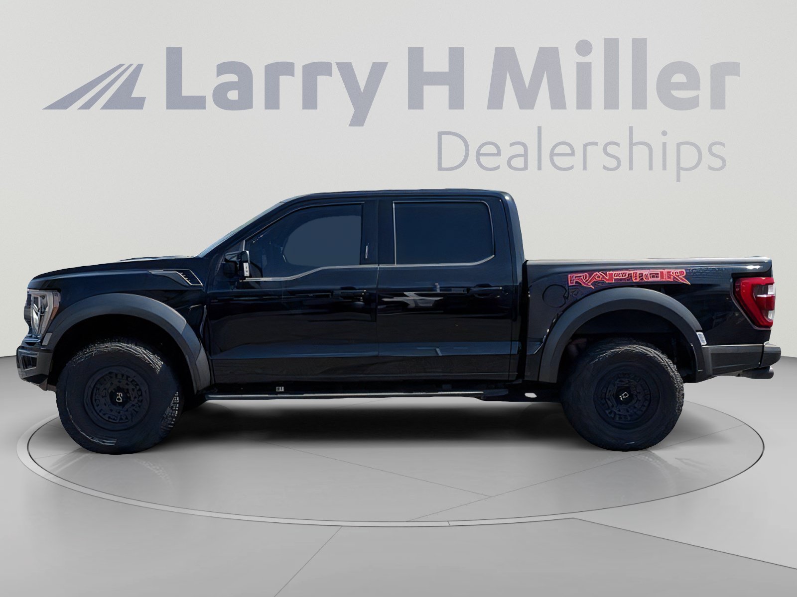 Used 2022 Ford F150 Raptor w/ Equipment Group 801A High AWD/4WD image 2