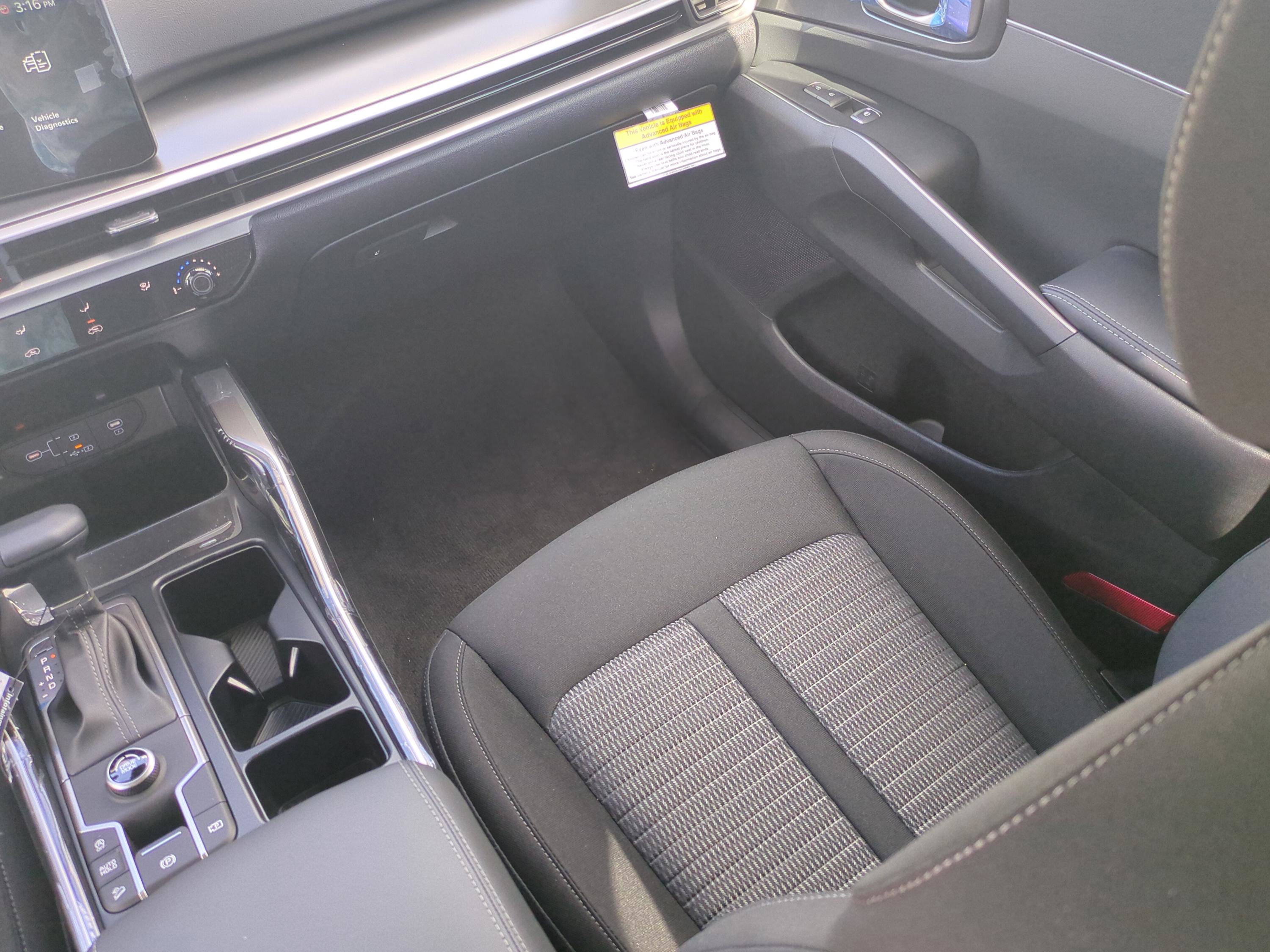 New 2026 Kia Sorento LX image 14