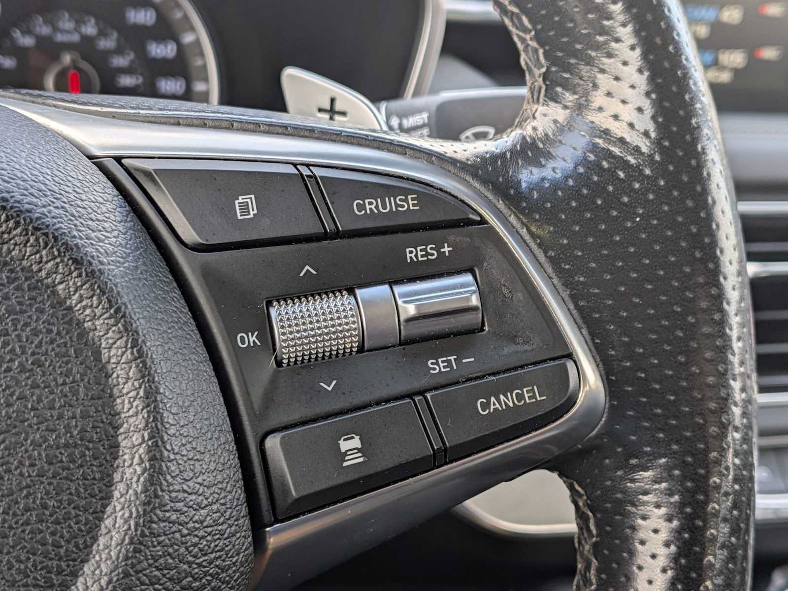 Used 2019 Genesis G70 2.0T Advanced w/ Dynamic Package AWD/4WD image 24