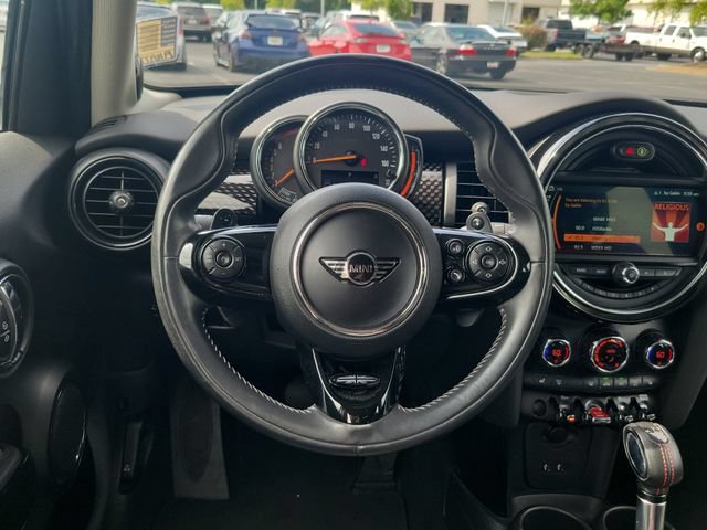 Used 2019 MINI Cooper S FWD image 10