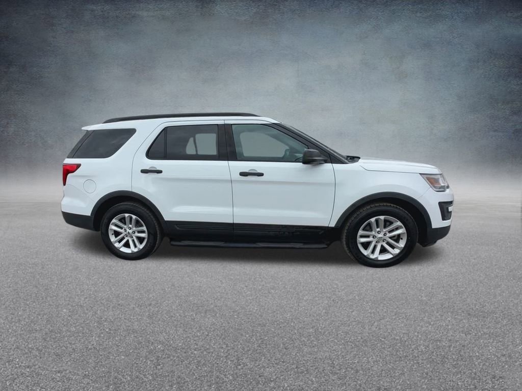 Used 2016 Ford Explorer FWD image 10